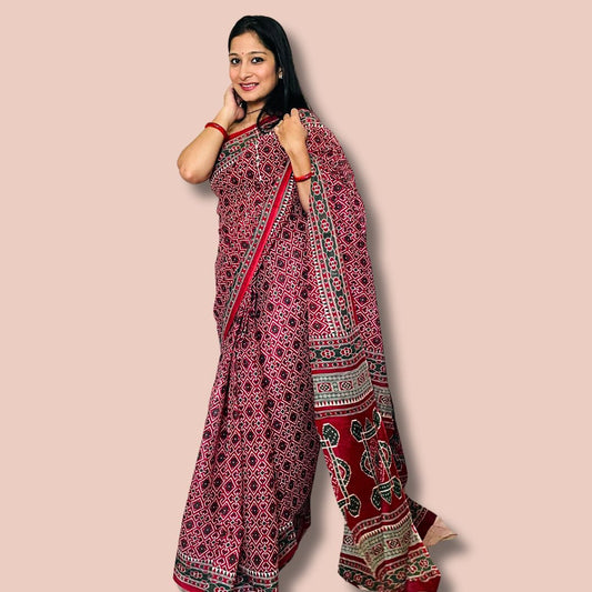 Elegant Cotton Saree – Traditional Red & Black Ikat Print